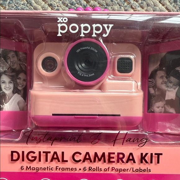 Pink Digital Camera Kit - Picture 5 of 7